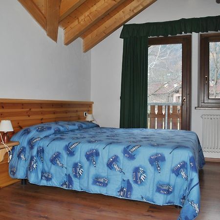La Pineta - Appartamenti In Villetta Pinzolo Exteriör bild