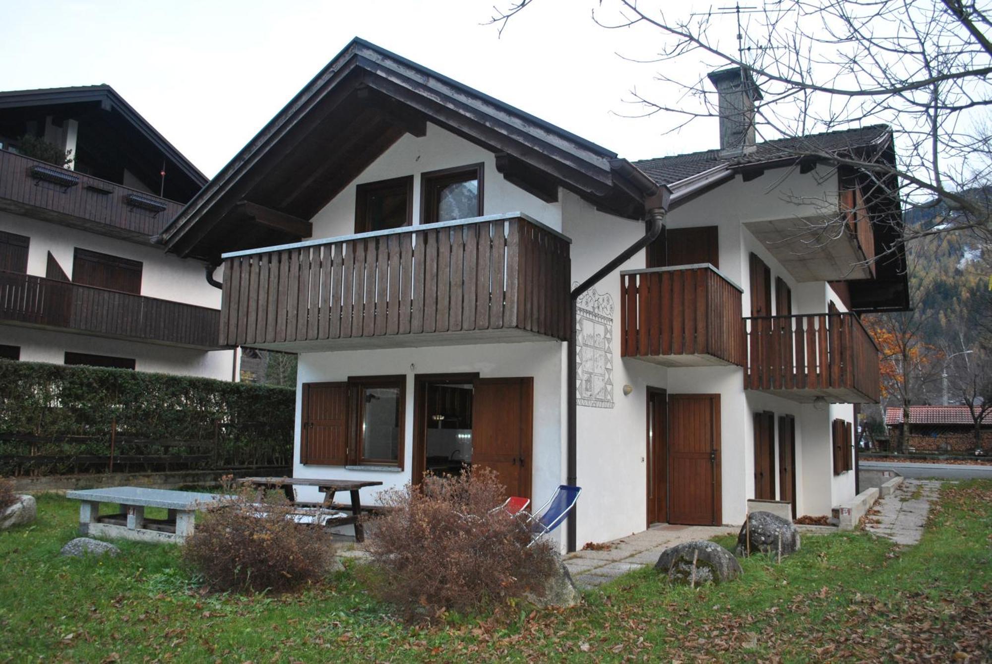 La Pineta - Appartamenti In Villetta Pinzolo Exteriör bild